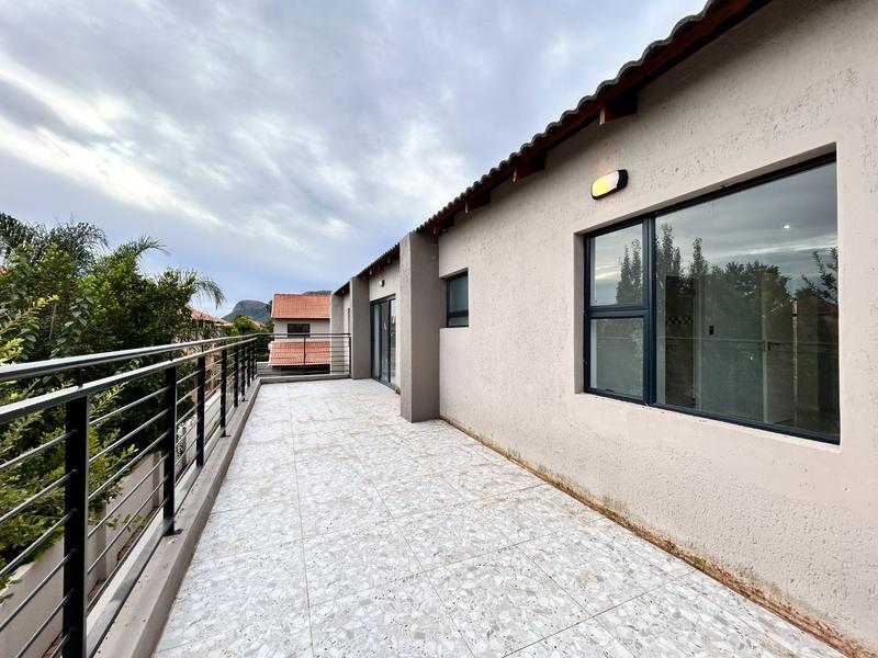 5 Bedroom Property for Sale in Melodie North West